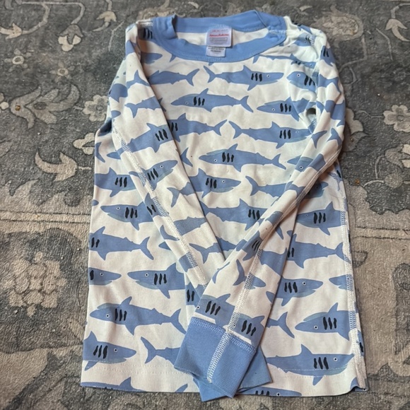 Hanna Andersson Other - Hanna Andersson 100% organic cotton size 6-7 Shark Print Kids Shirt - Blue